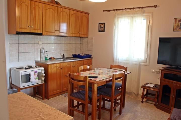 Guesthouse "Athina" Elliniko  Luaran gambar